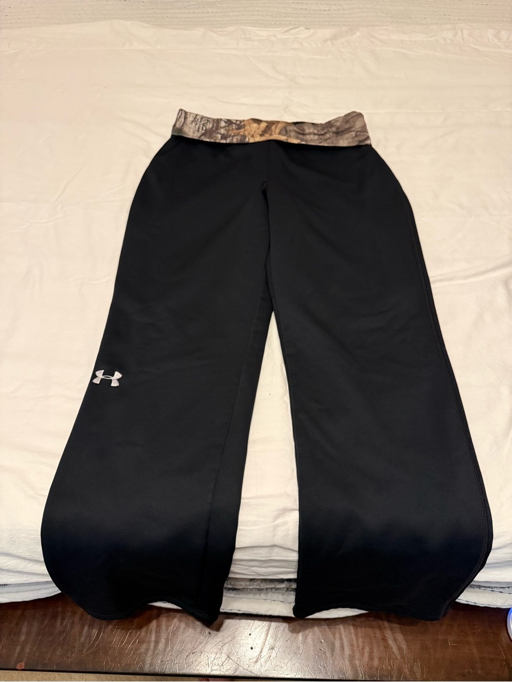 Under Armour sweat pants with realtree waistband